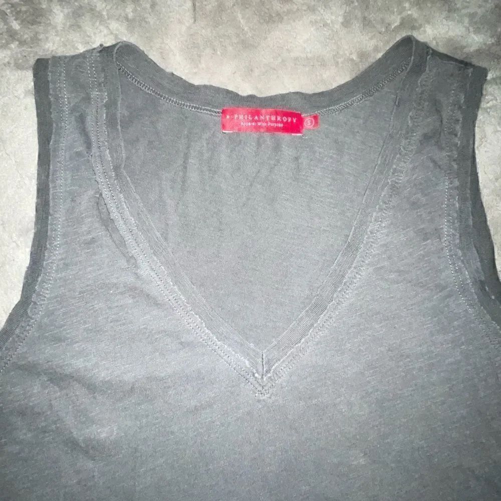n:PHILANTHROPY Distressed Muscle Tee - Picture 2 of 9